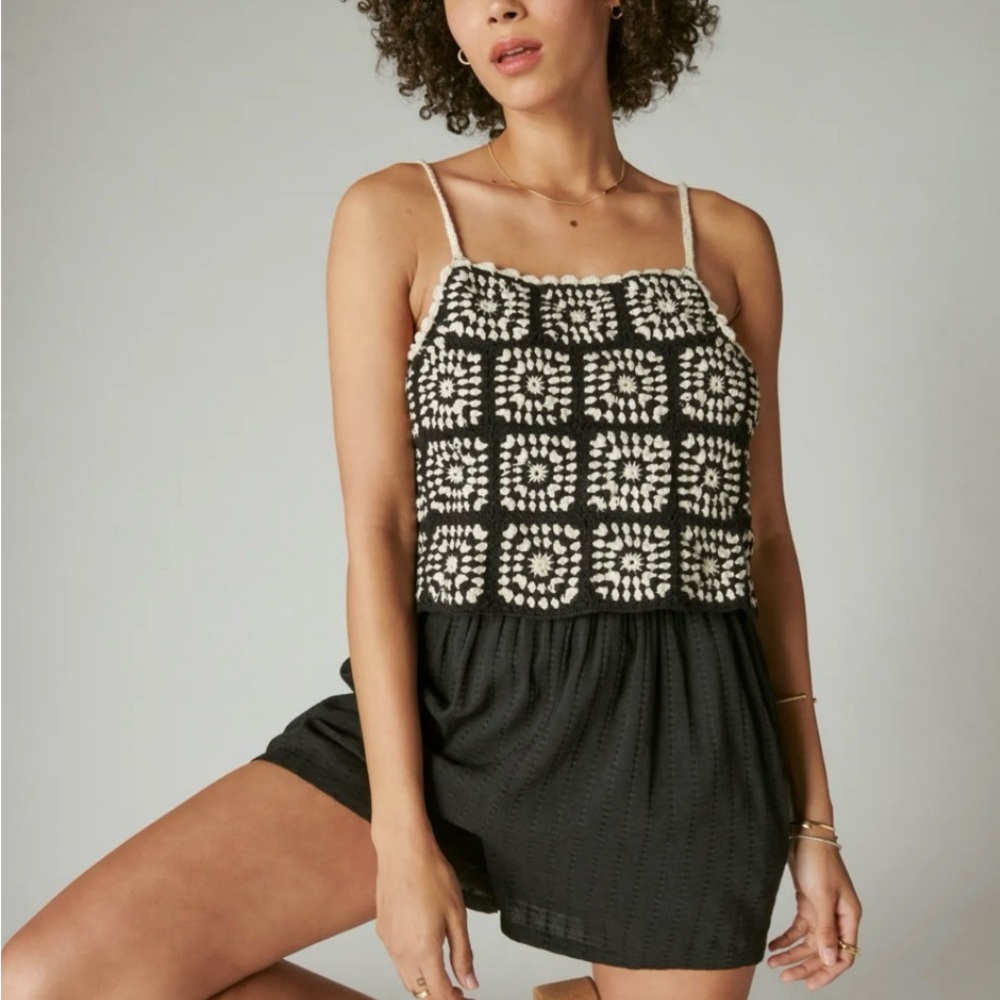 Lucky Brand‎ Black and White Crochet Top